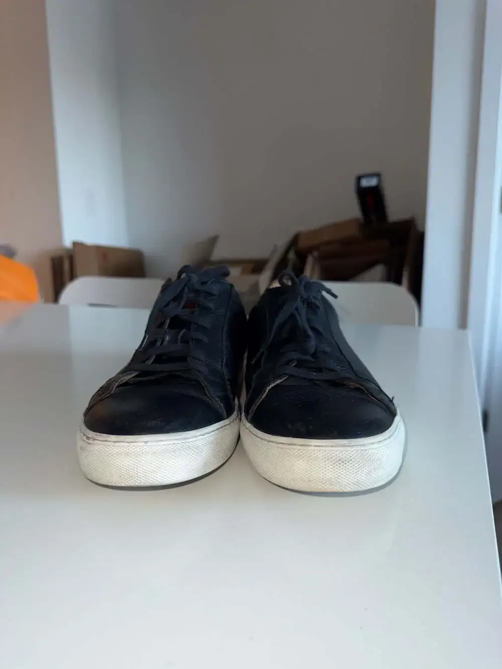 To Boot New York Devin Leather Sneakers Size 11